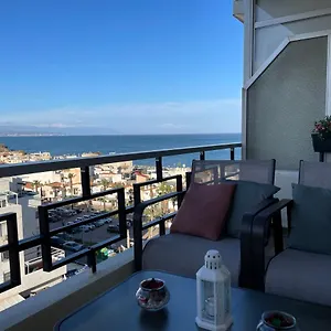  Apartamento Totalmente Reformado Con Piscina Y Jardines Al Lado De La Playa De La Carihuela España
